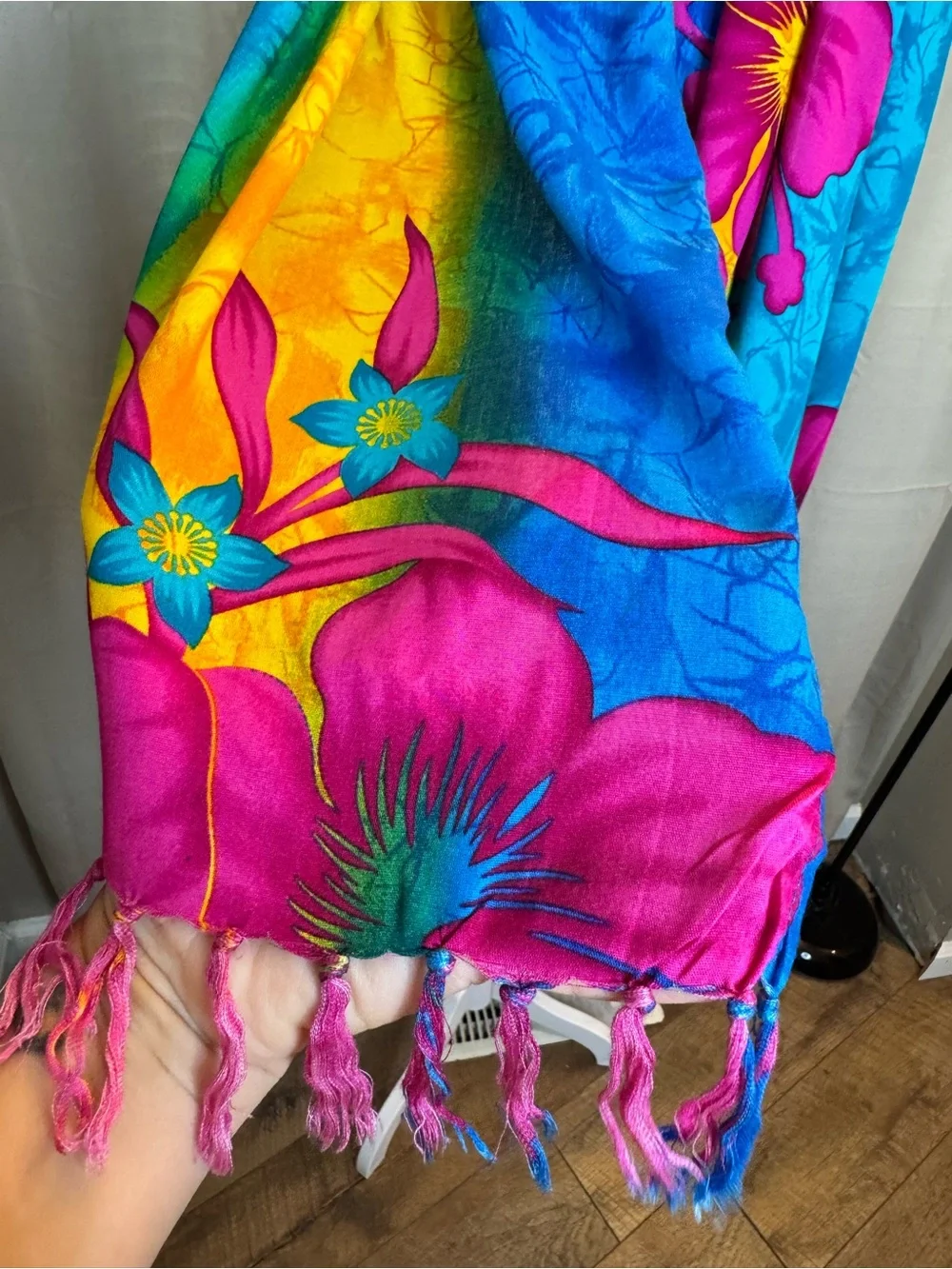 Vibrant Tropical Floral Tassel Scarf Wrap Cruise Wear Blue Pink Yellow 70x22